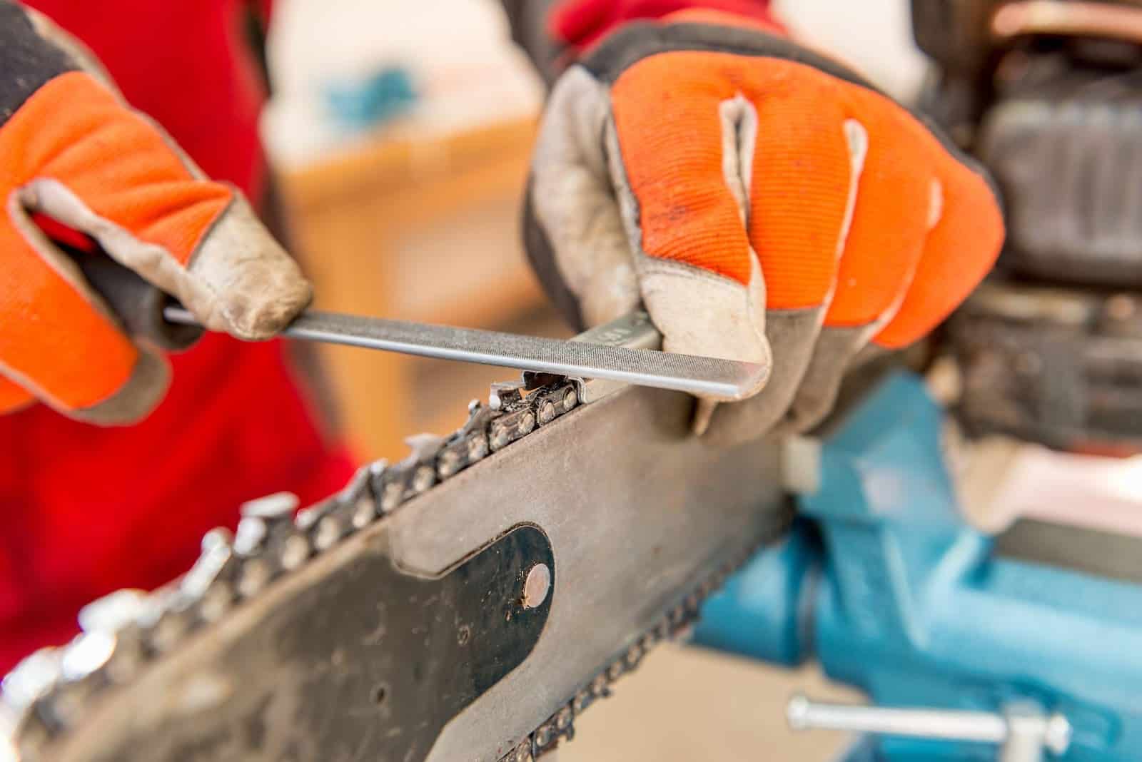 How To Sharpen A Chainsaw Chain Backyard Mike