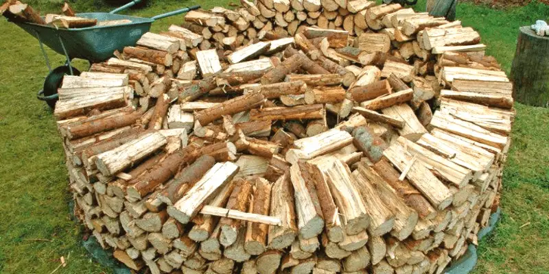 how to stack firewood