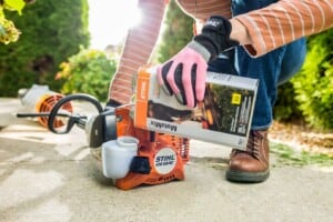 How To Mix Chainsaw Gas And Oil In Your 2-Stroke Chainsaw Engine